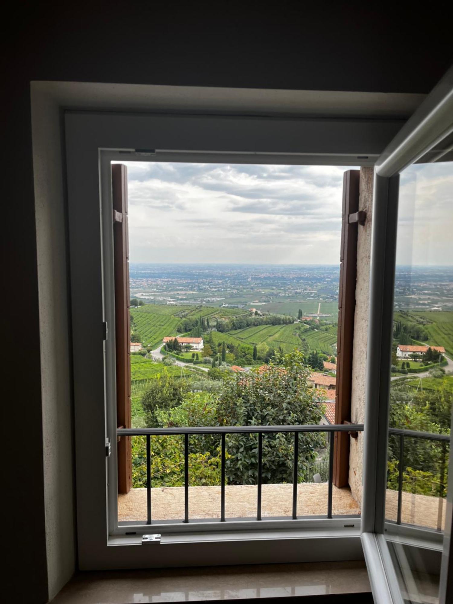 Casa Vacanze Conca D Oro Сант'Амброджо-ді-Вальполічелла Екстер'єр фото